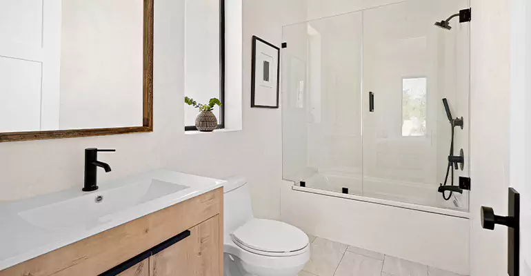 Tub Replacement With Shower in Taylorville